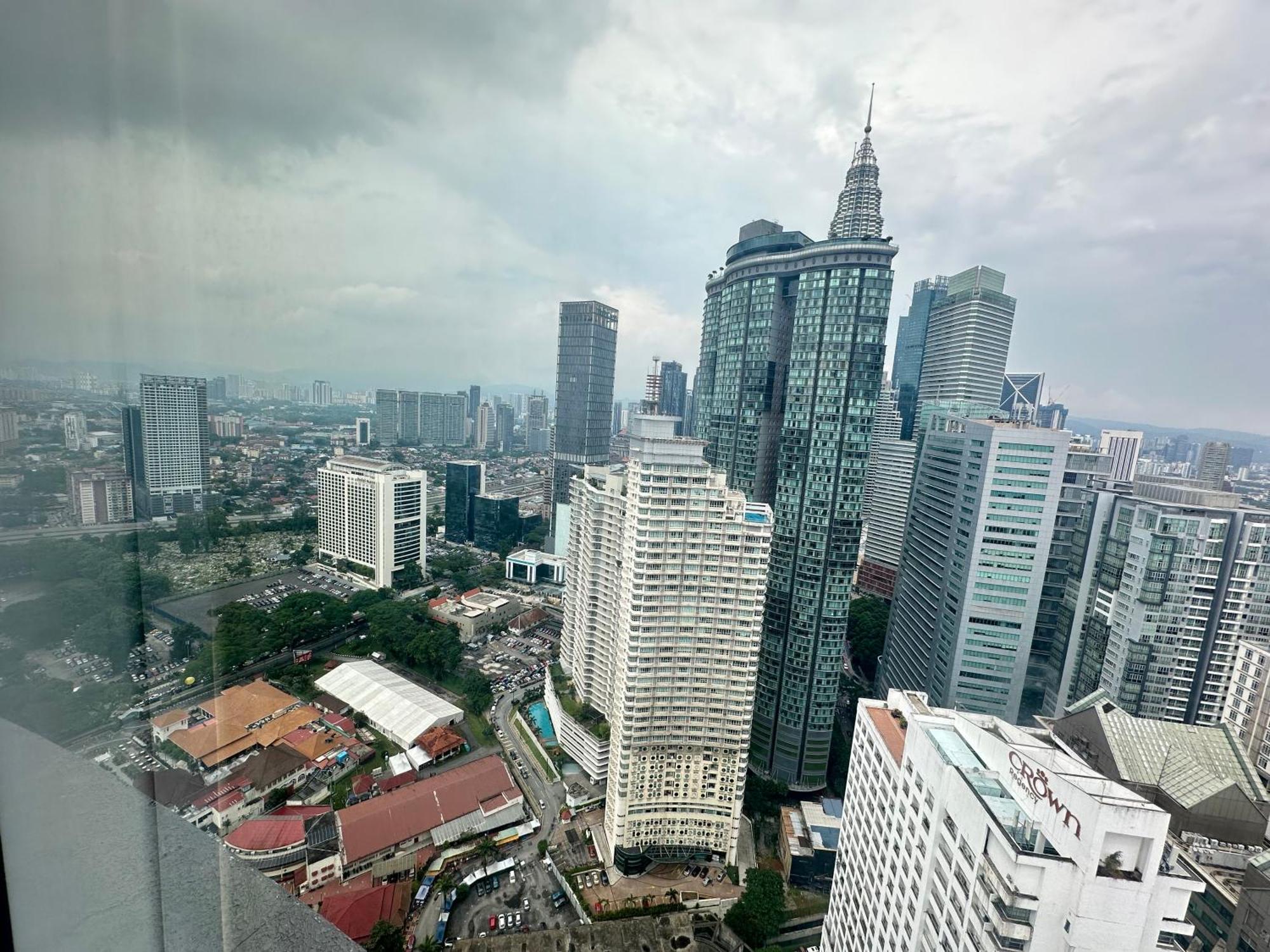 Pangsapuri Vortex Klcc By Angel